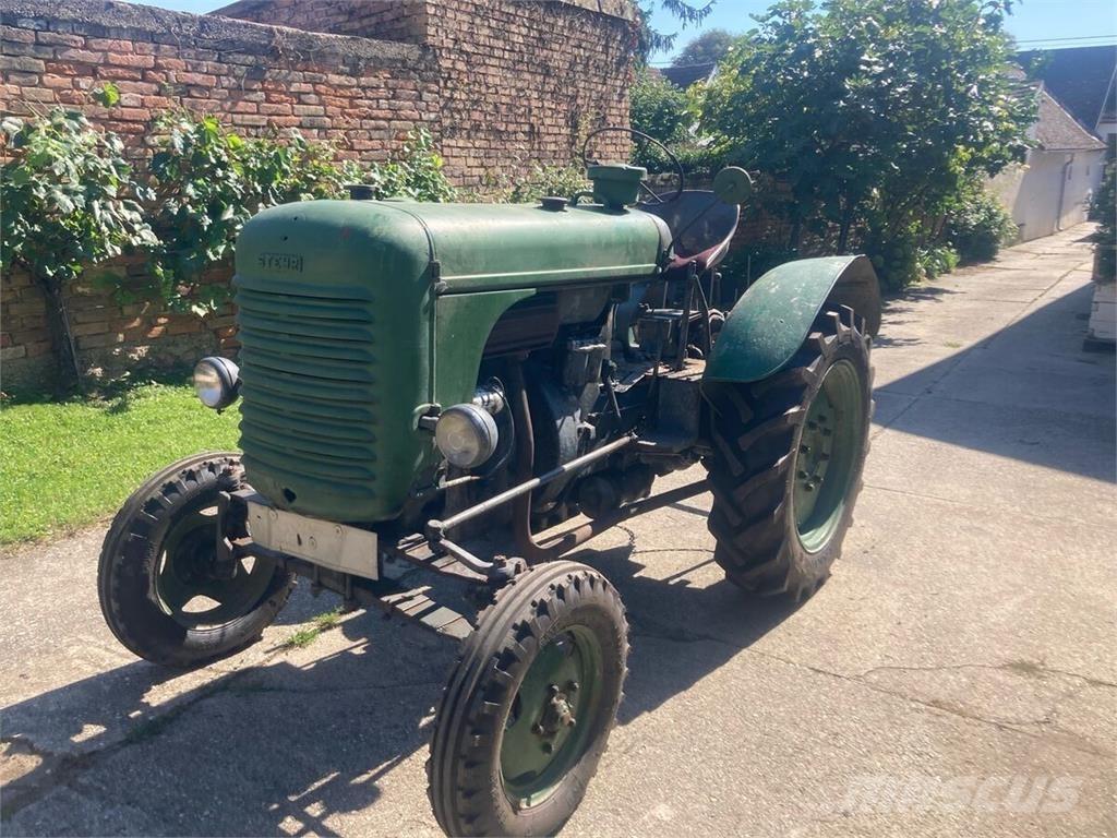 Steyr 180a Traktorer