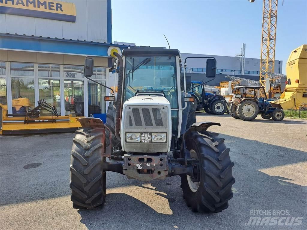 Steyr 667 Traktorer