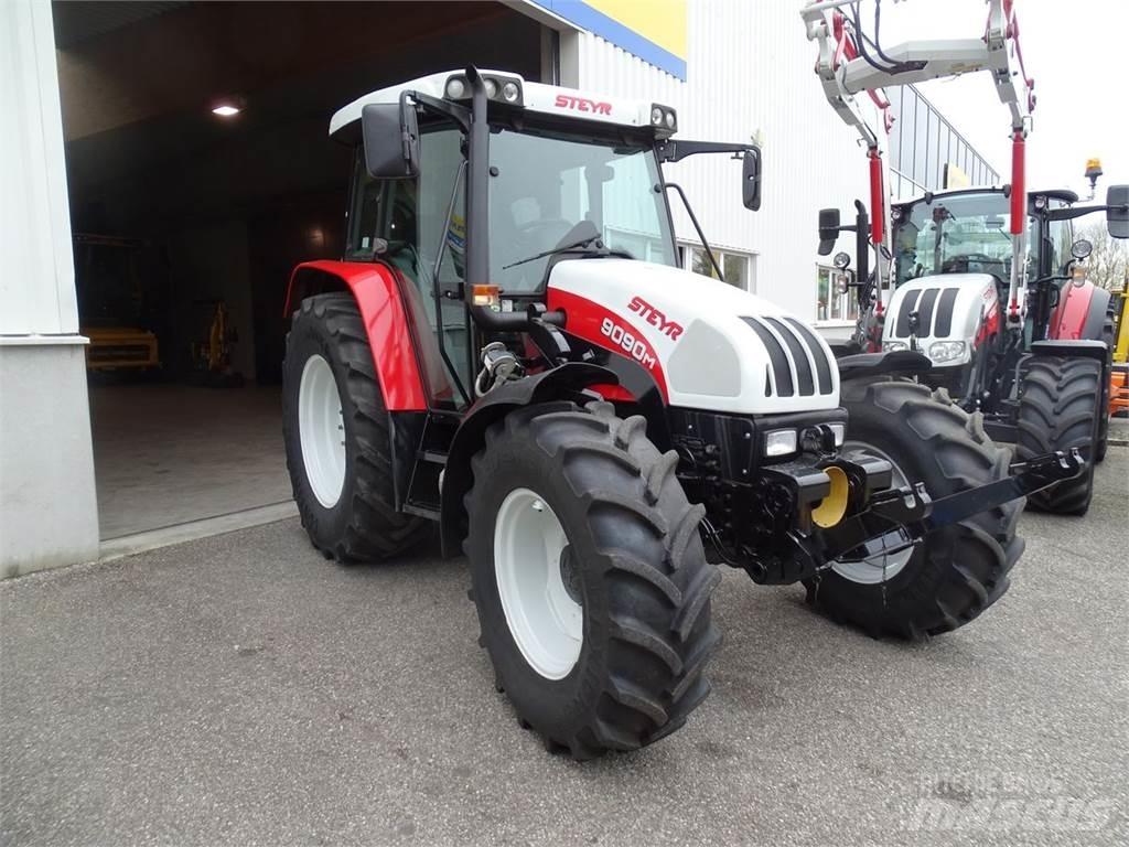 Steyr 9090 M Profi Traktorer