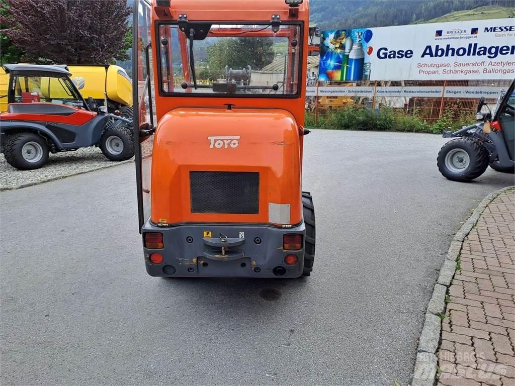 Toyo 840 Frontlastare och grävare
