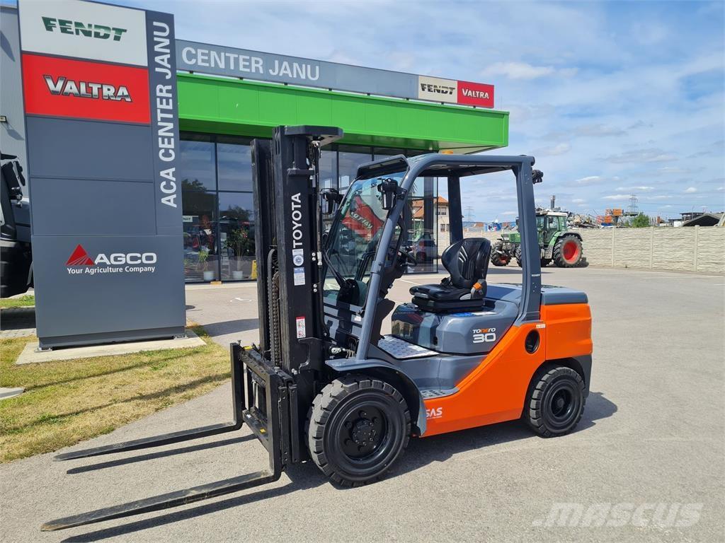 Toyota 52-8FDF30 Övriga motviktstruckar