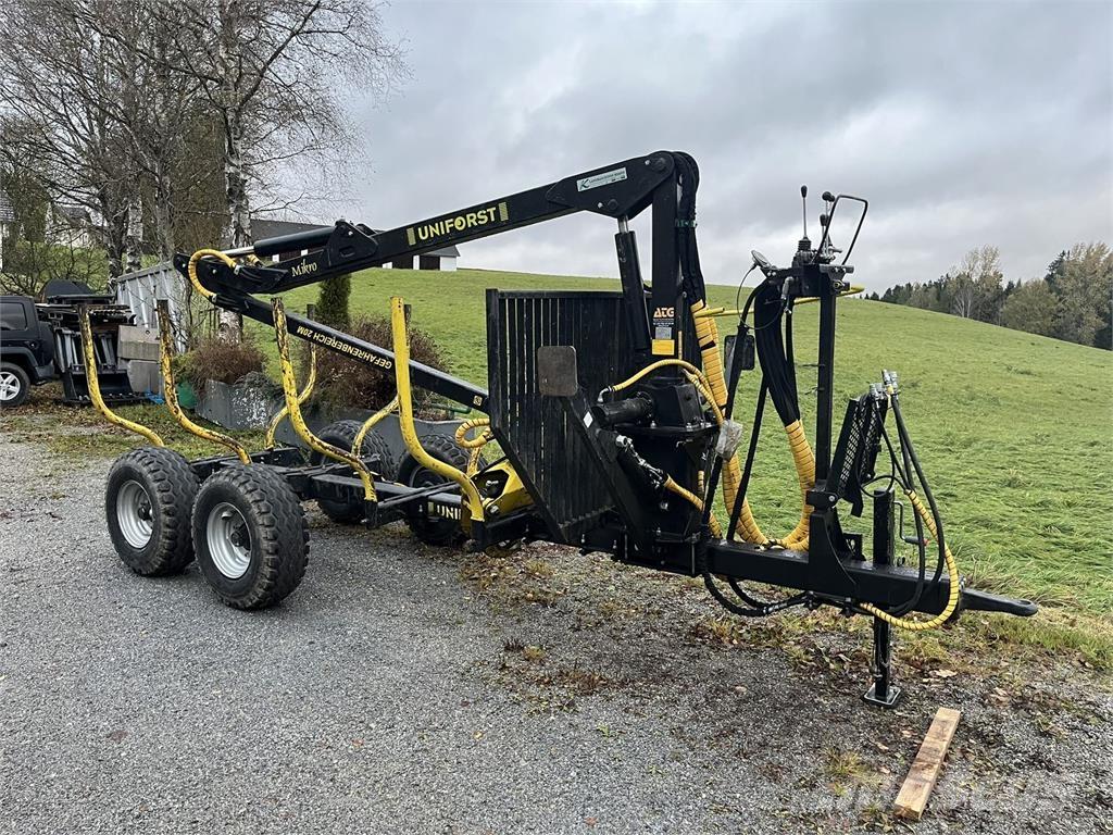  Uniforst Micro 52 Skogsvagnar