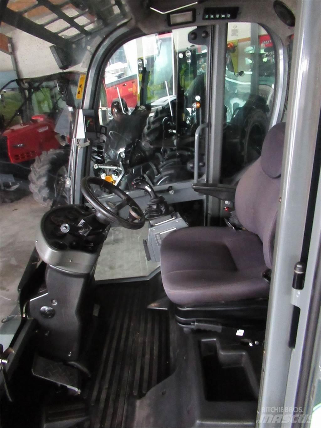 Weidemann 3070 CX60 Frontlastare och grävare