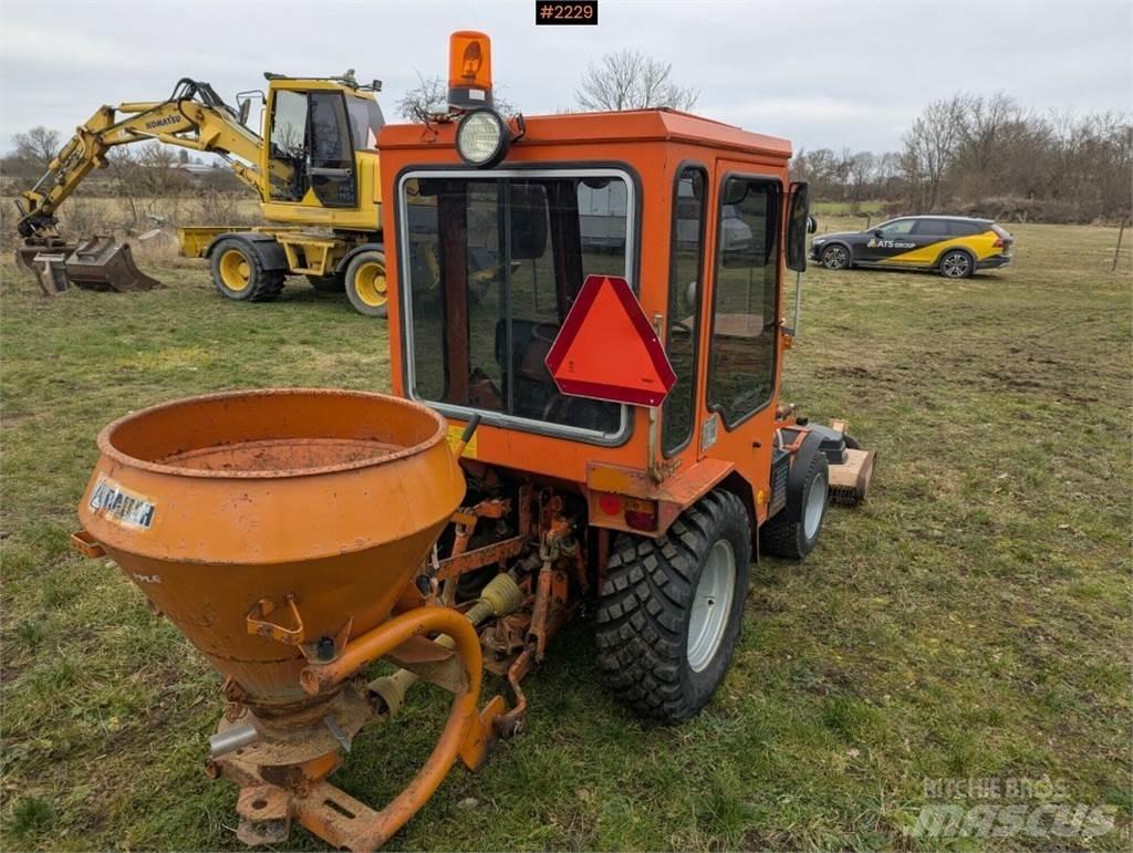 Holder P60 Traktorer
