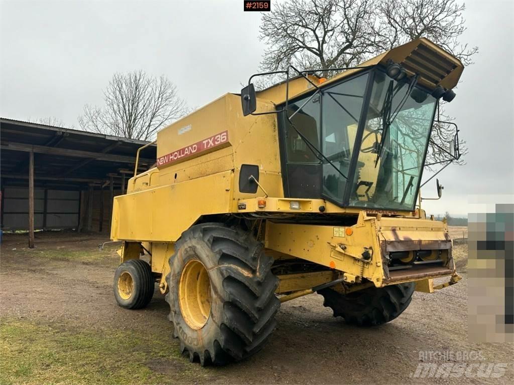 New Holland TX36 Skördetröskor