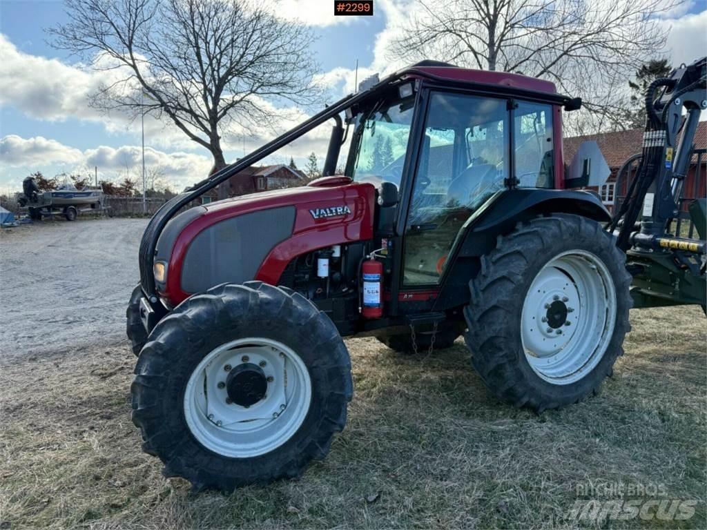 Valtra A75-4 Entreprenad - Övrigt