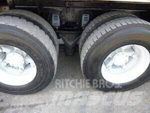 Ford L9000 Tippbilar