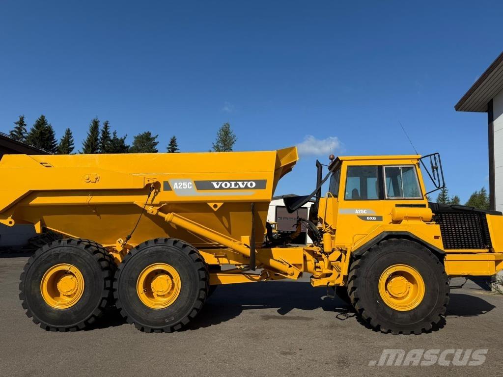 Volvo A25C Midjestyrd dumper