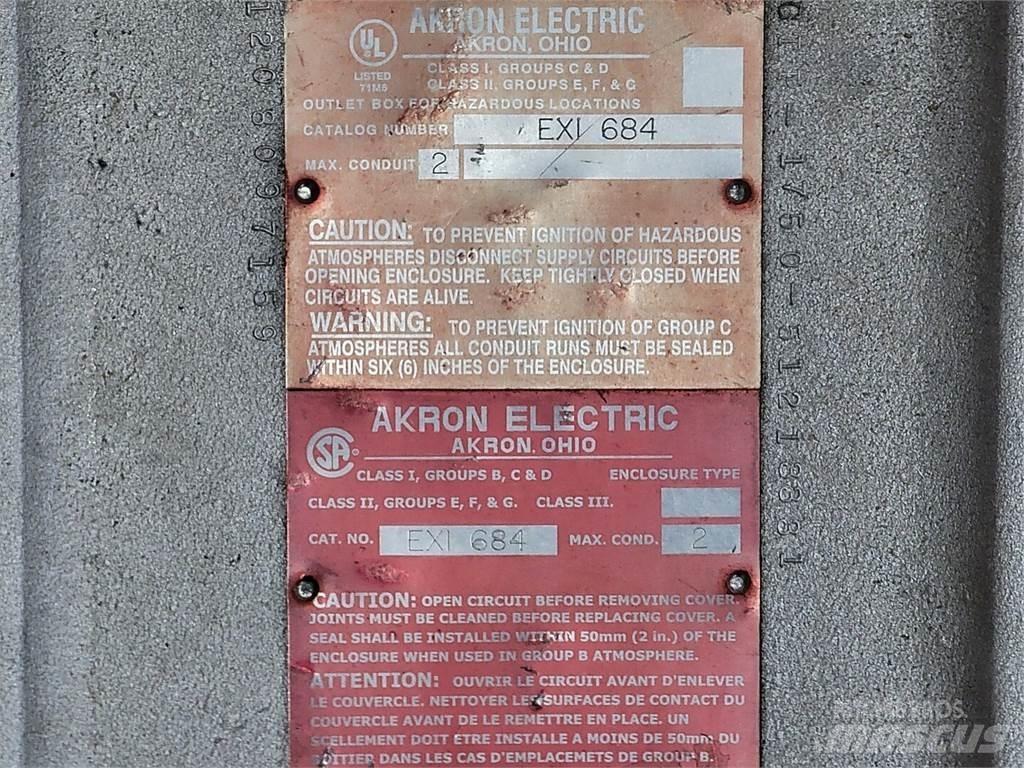 Akron EXI684 Entreprenad - Övrigt