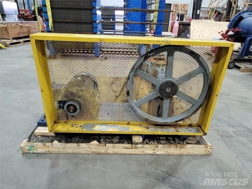 Allweiler AG AE2E750 Vattenpumpar
