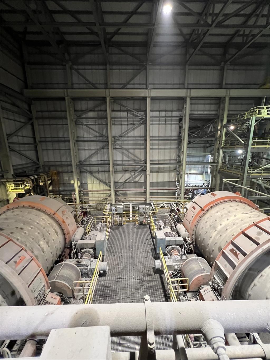  FFE MINERALS Trummor