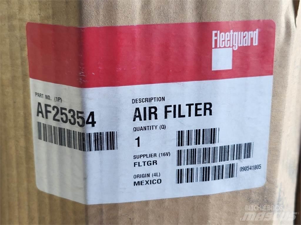 Fleetguard AF25354 Entreprenad - Övrigt
