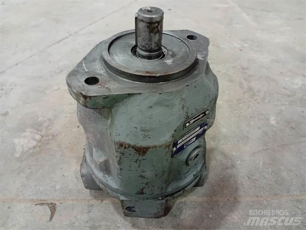  GENUINE METARIS Vattenpumpar