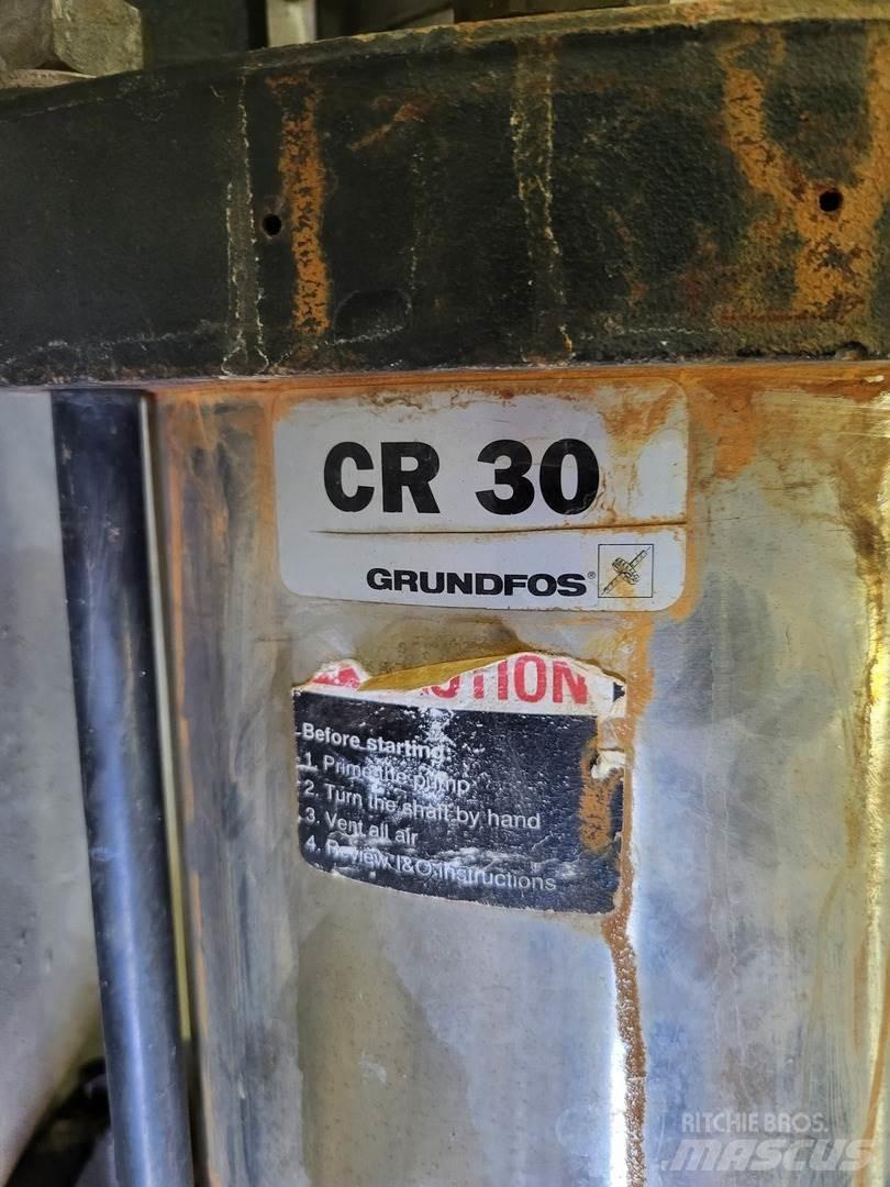Grundfos CR 30 Vattenpumpar