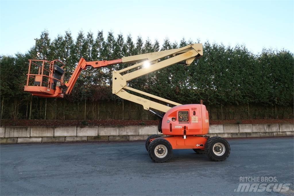 JLG 450AJ Bomliftar