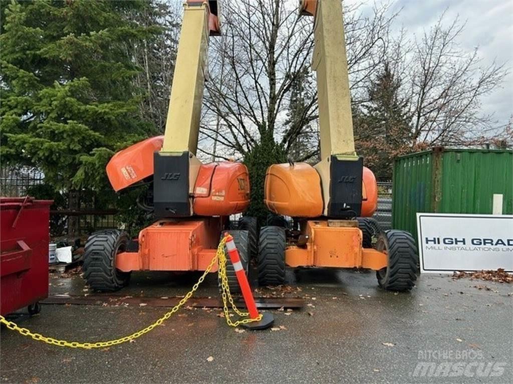 JLG 800AJ Bomliftar