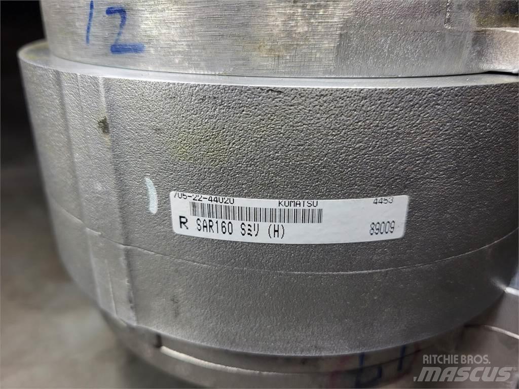 Komatsu 705-22-44020 Vattenpumpar