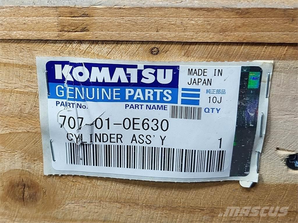 Komatsu 707-01-0E630 Transport - Övriga