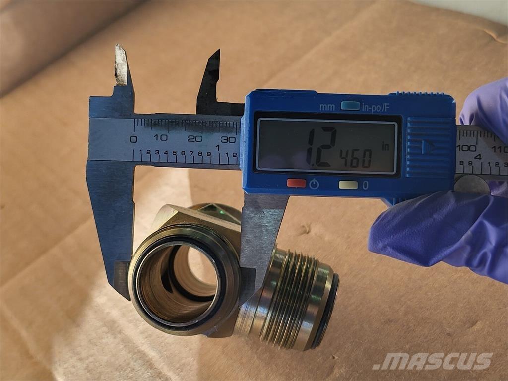 Komatsu WB0561 Övriga