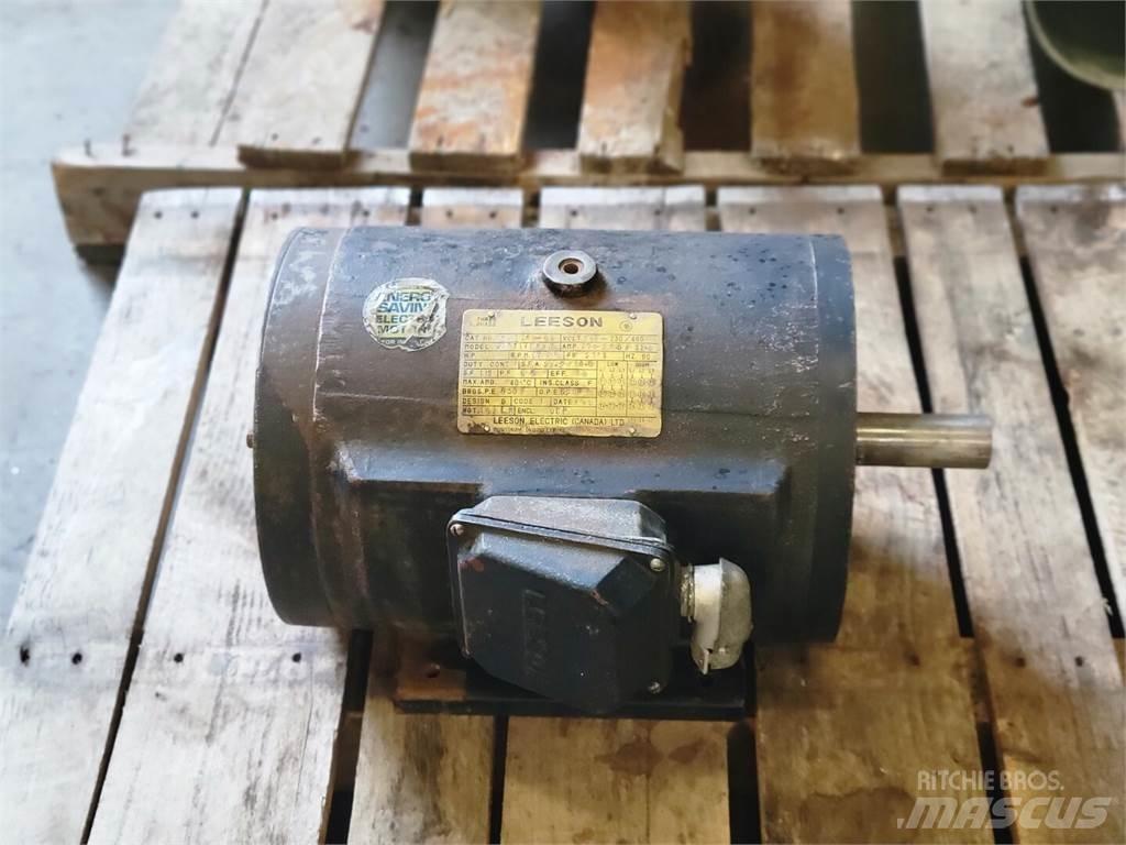  LEESON 215T17DB40 Industriella motorer