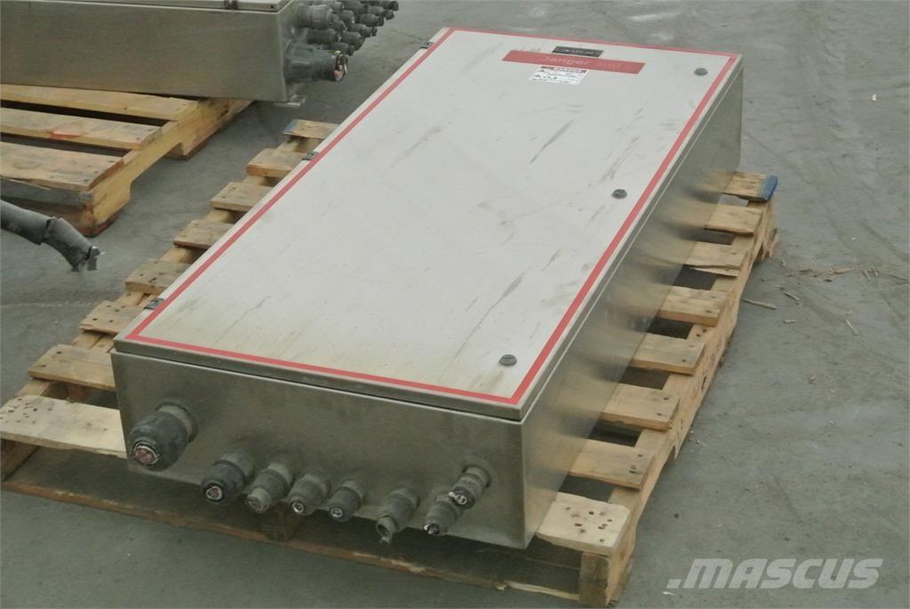  SQUARE D YBM4282 Entreprenad - Övrigt