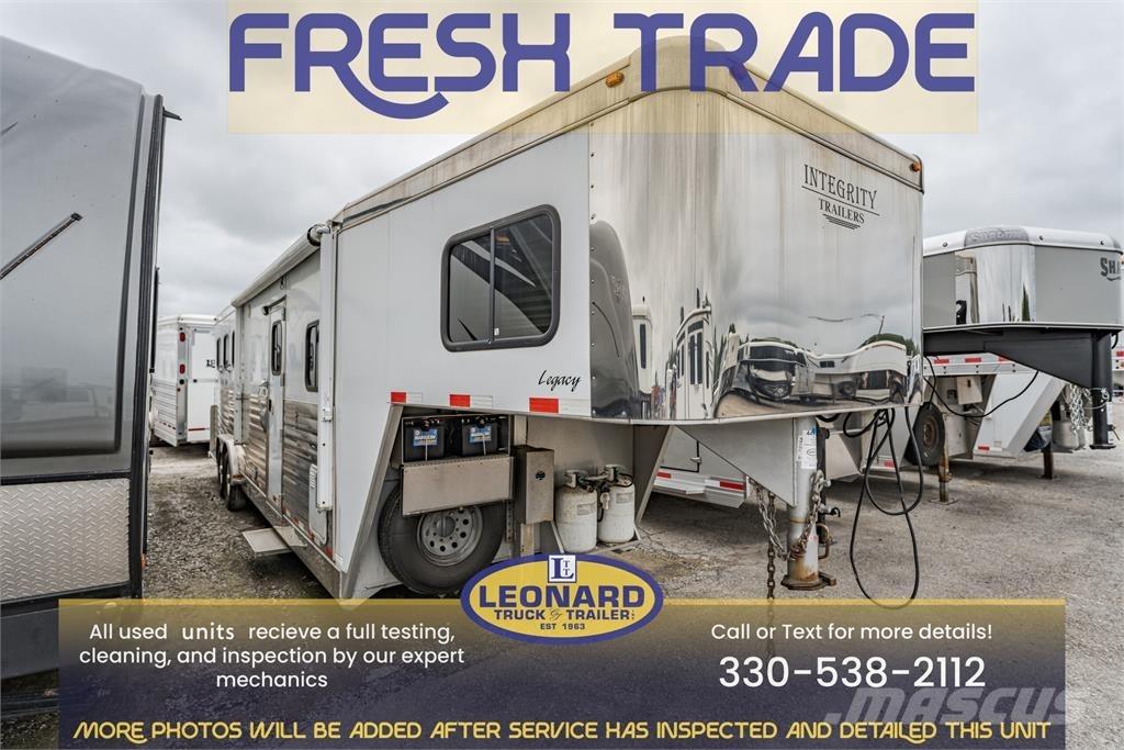  INTEGRITY 8308 Djurtransport trailer