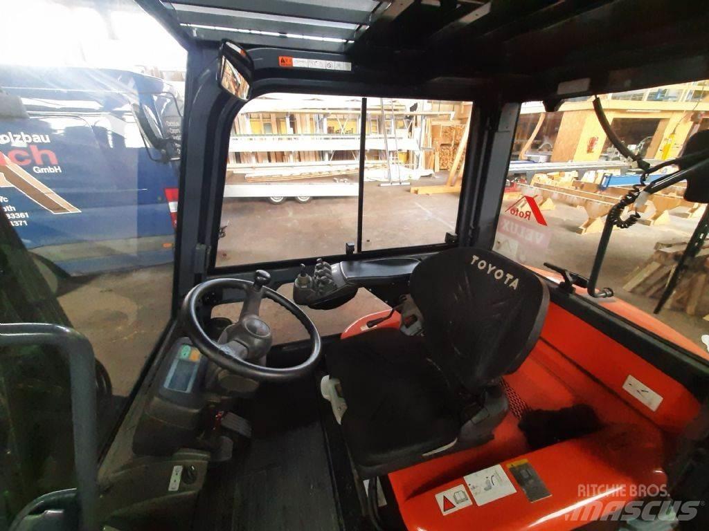 Toyota 7FBMF35 Elmotviktstruckar