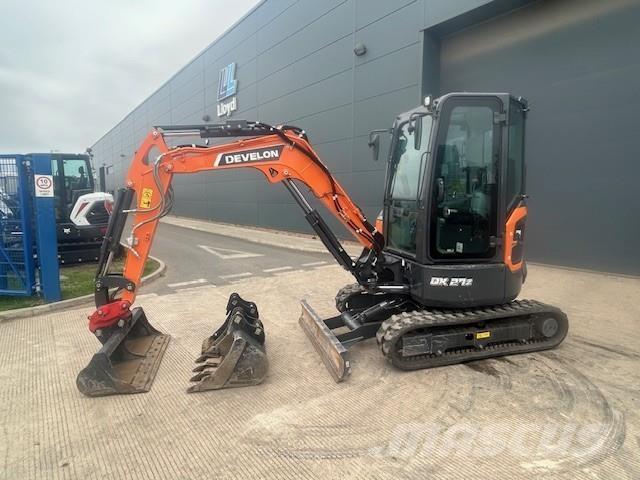 Develon Dx27z-7 Bandgrävare