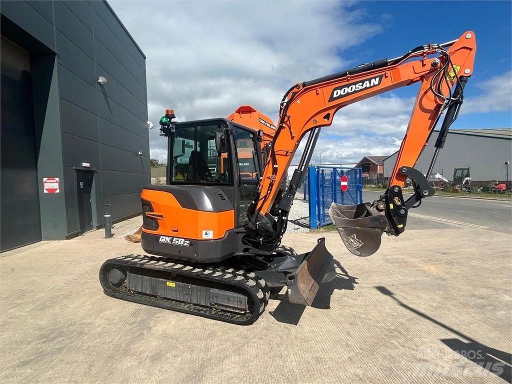 Doosan DX50z Bandgrävare