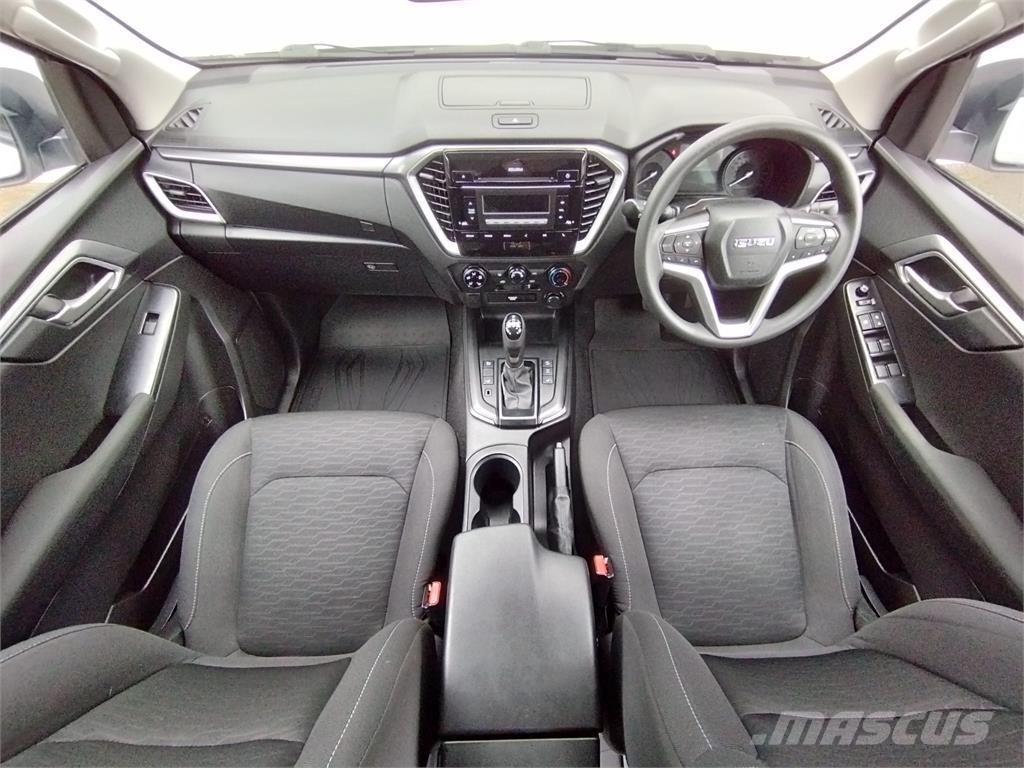 Isuzu DL20 Flakbilar/Pickuper