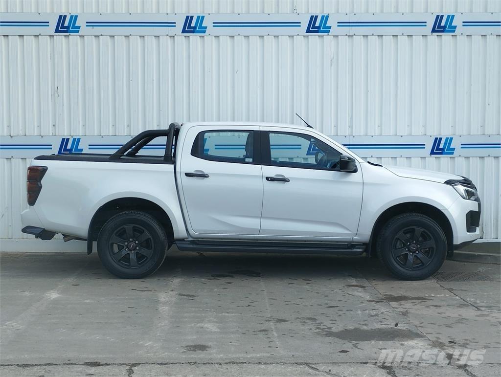 Isuzu V-Cross Flakbilar/Pickuper