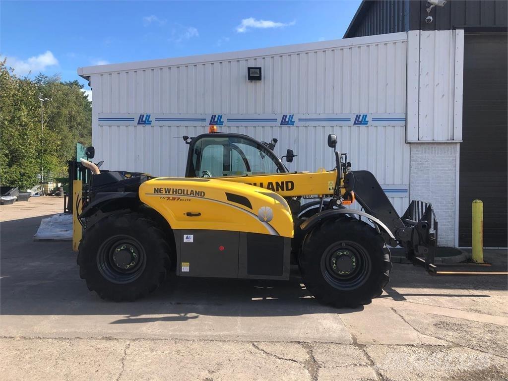 New Holland TH7.37 Teleskoplastare