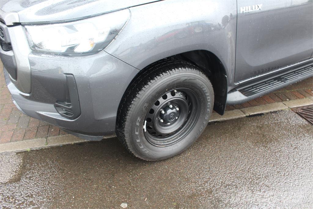 Toyota Hilux Flakbilar/Pickuper