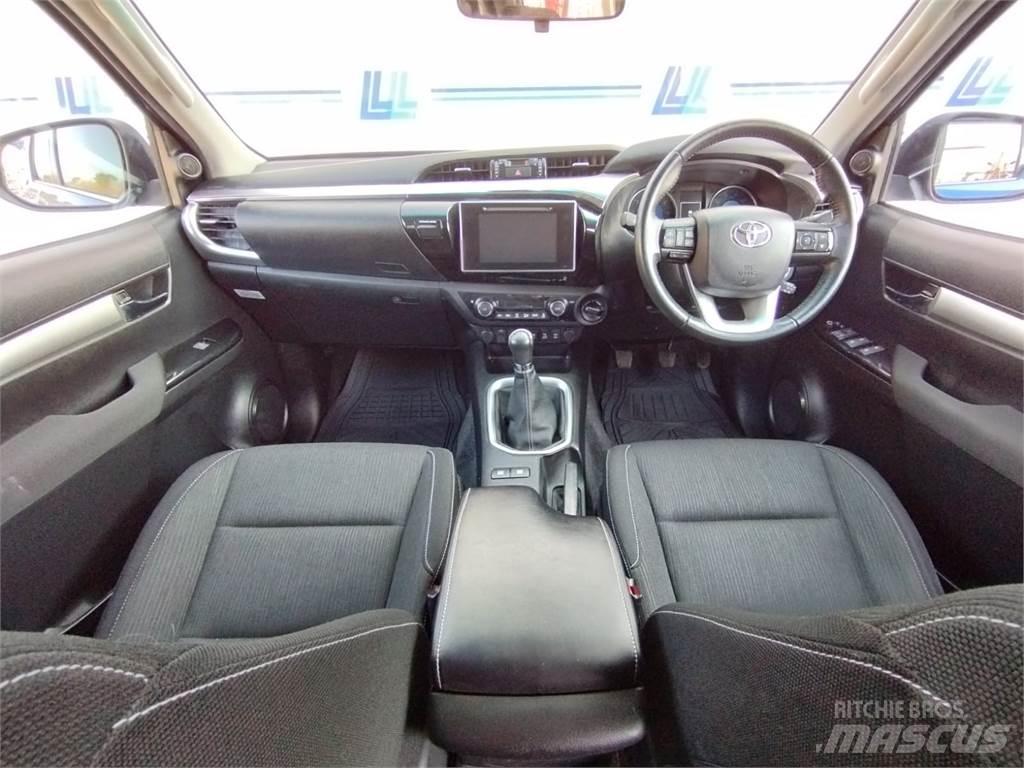 Toyota Hilux Entreprenad - Övrigt