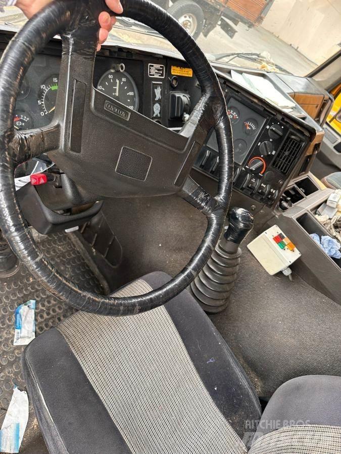 Volvo FL7 Sopbilar
