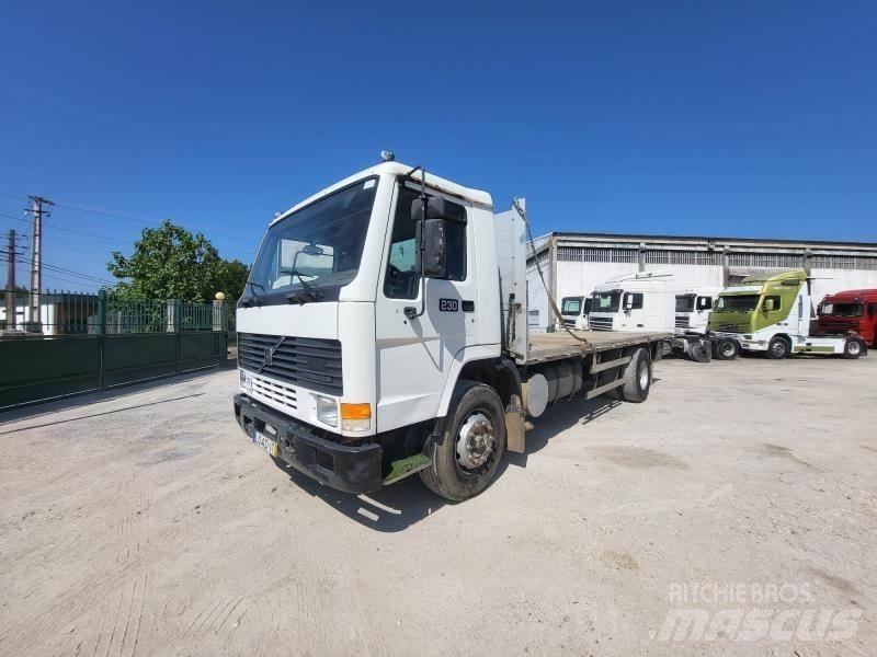 Volvo FL7 Flakbilar