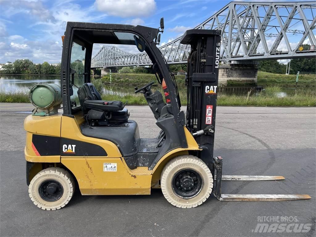 CAT GP25N Övriga motviktstruckar