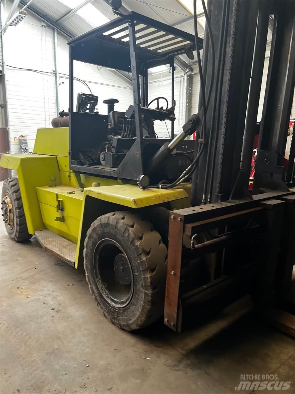 Clark DPL100 Dieselmotviktstruckar