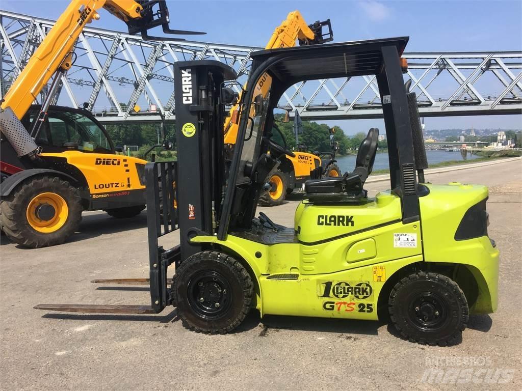 Clark GTS25D Övriga motviktstruckar