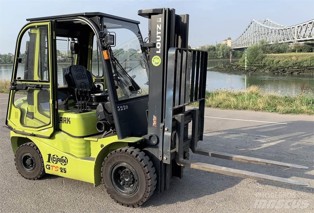 Clark GTS25D Övriga motviktstruckar