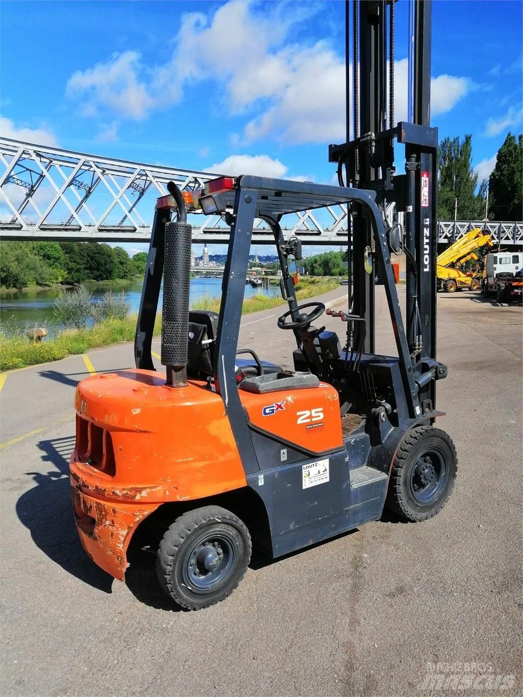 Doosan D25G Övriga motviktstruckar