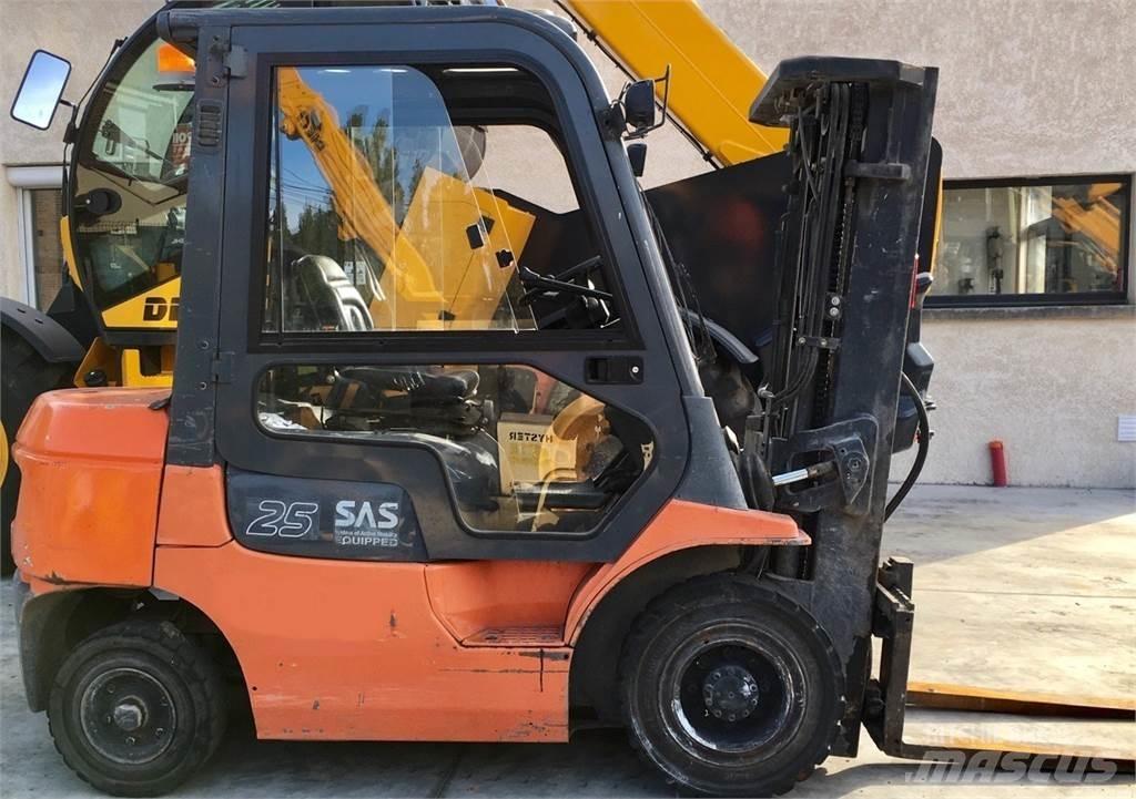 Toyota 7FD25 Övriga motviktstruckar