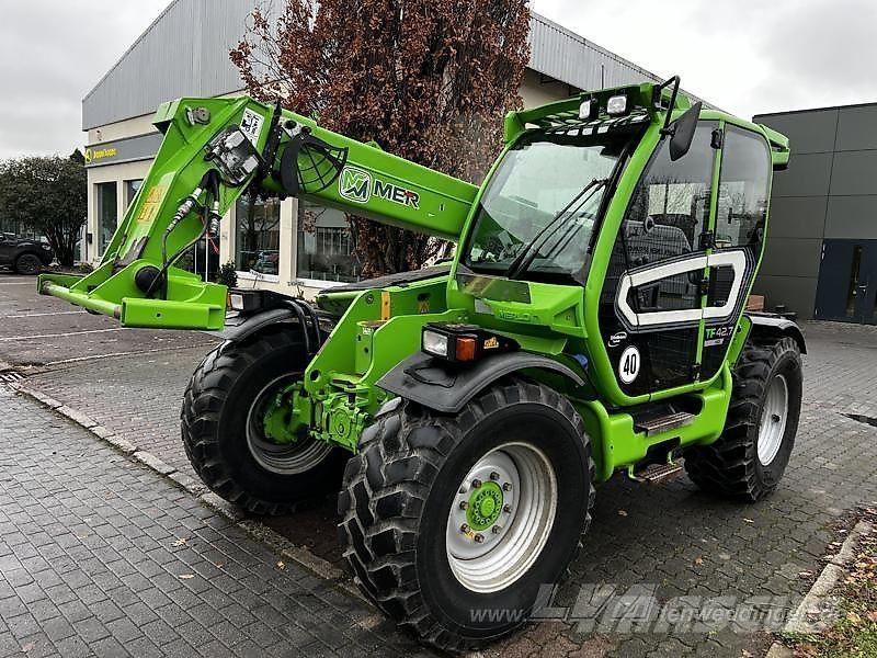 Merlo TF 42.7 Teleskoplastare