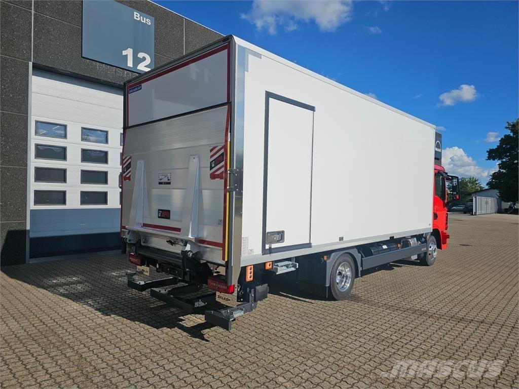 MAN TGL 8.220 Skåpbilar