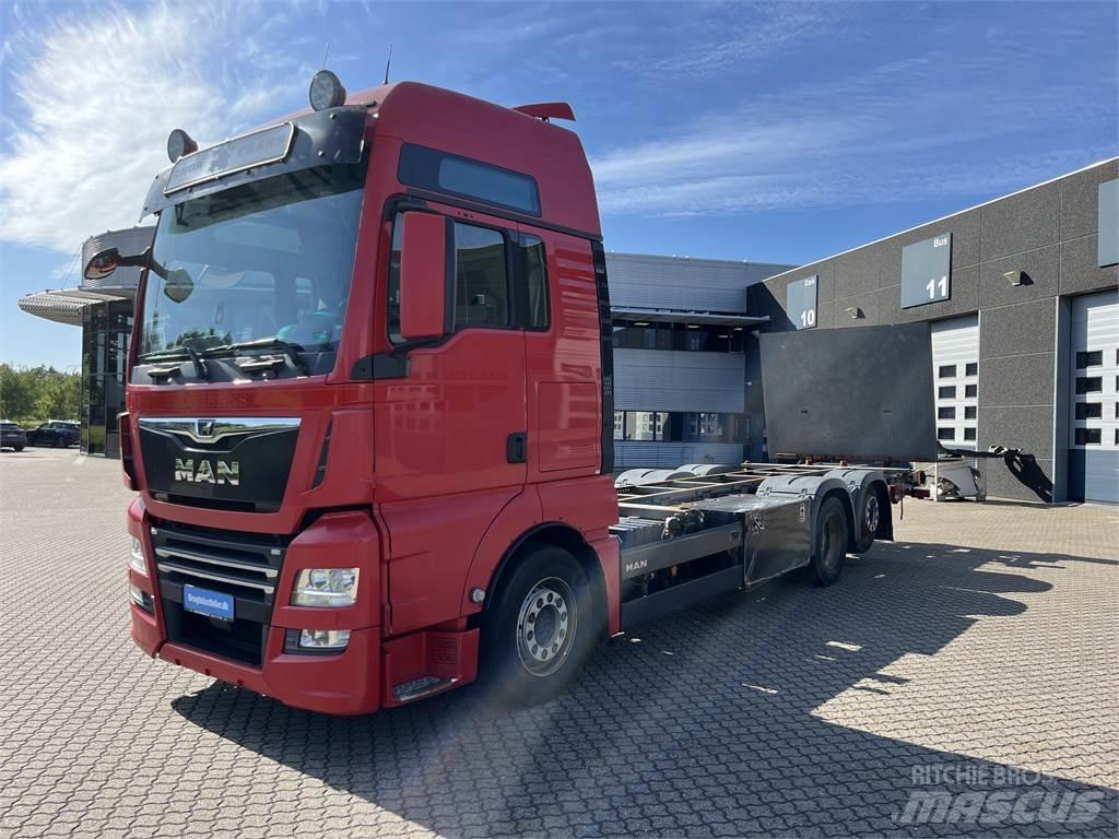 MAN TGX 26.500 6x2 Växelflak-/Containerbilar