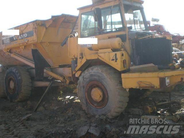 Volvo A25C Midjestyrd dumper