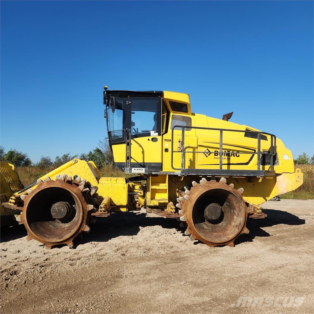 Bomag BC473RB-4 Entreprenad - Övrigt
