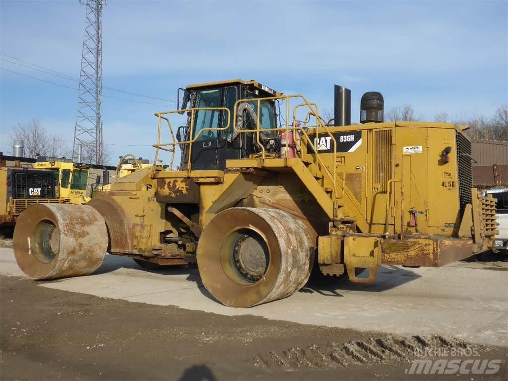 CAT 836H Entreprenad - Övrigt