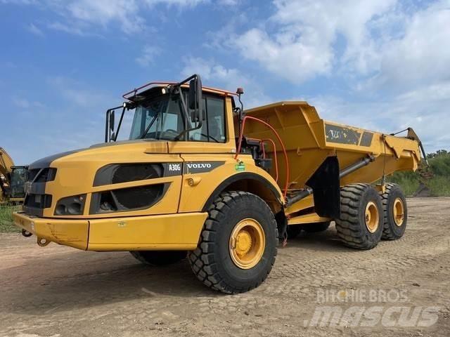 Volvo A30G Midjestyrd dumper