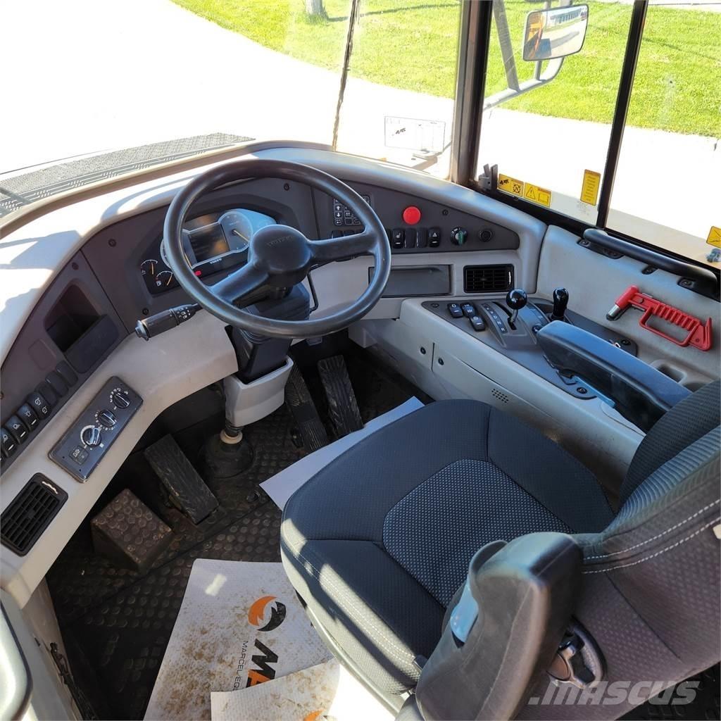 Volvo A30G Midjestyrd dumper